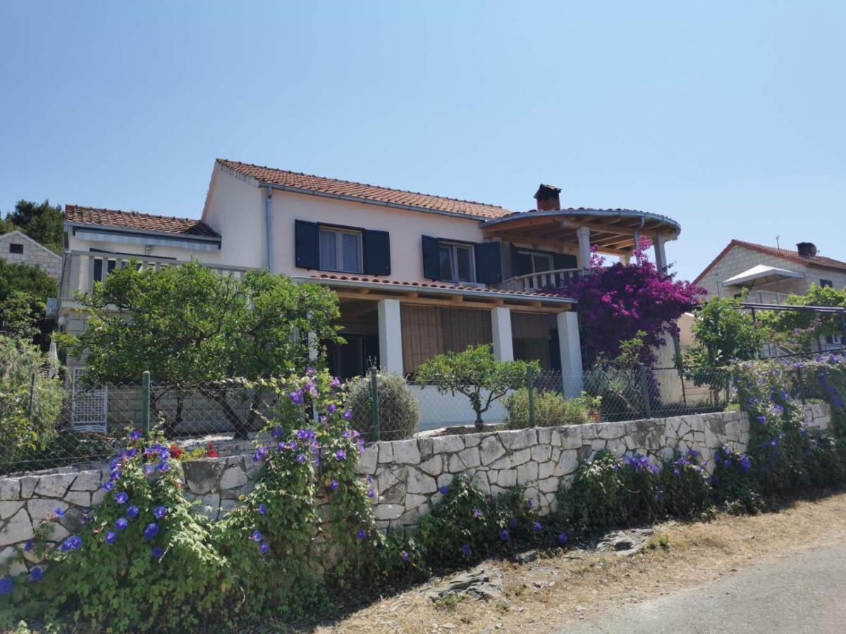 Apartment Miljenko Tomic Splitska Εξωτερικό φωτογραφία